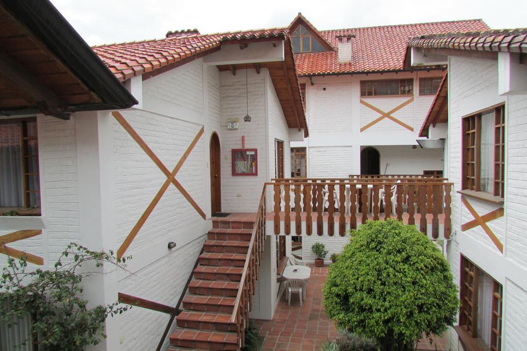 Apartamentos Los Quipus Кіто Екстер'єр фото