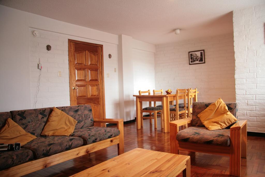 Apartamentos Los Quipus Кіто Номер фото