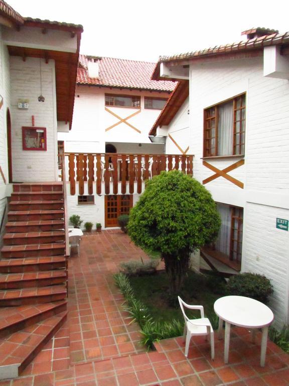Apartamentos Los Quipus Кіто Екстер'єр фото