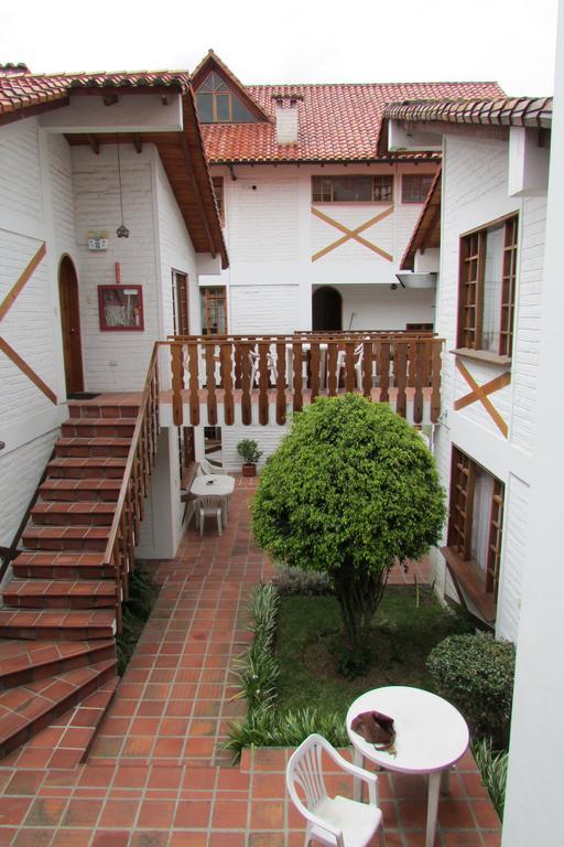 Apartamentos Los Quipus Кіто Екстер'єр фото
