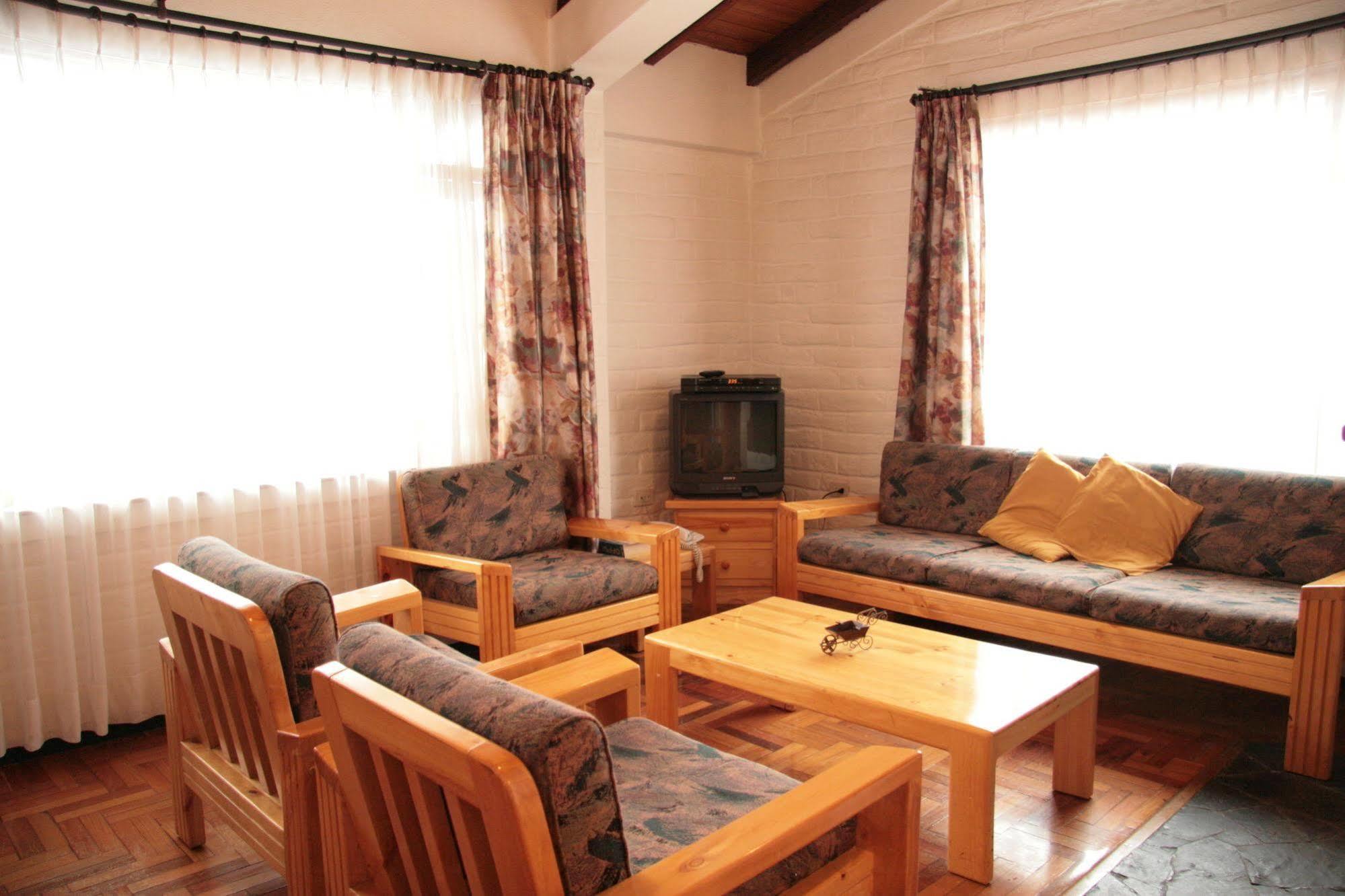 Apartamentos Los Quipus Кіто Екстер'єр фото
