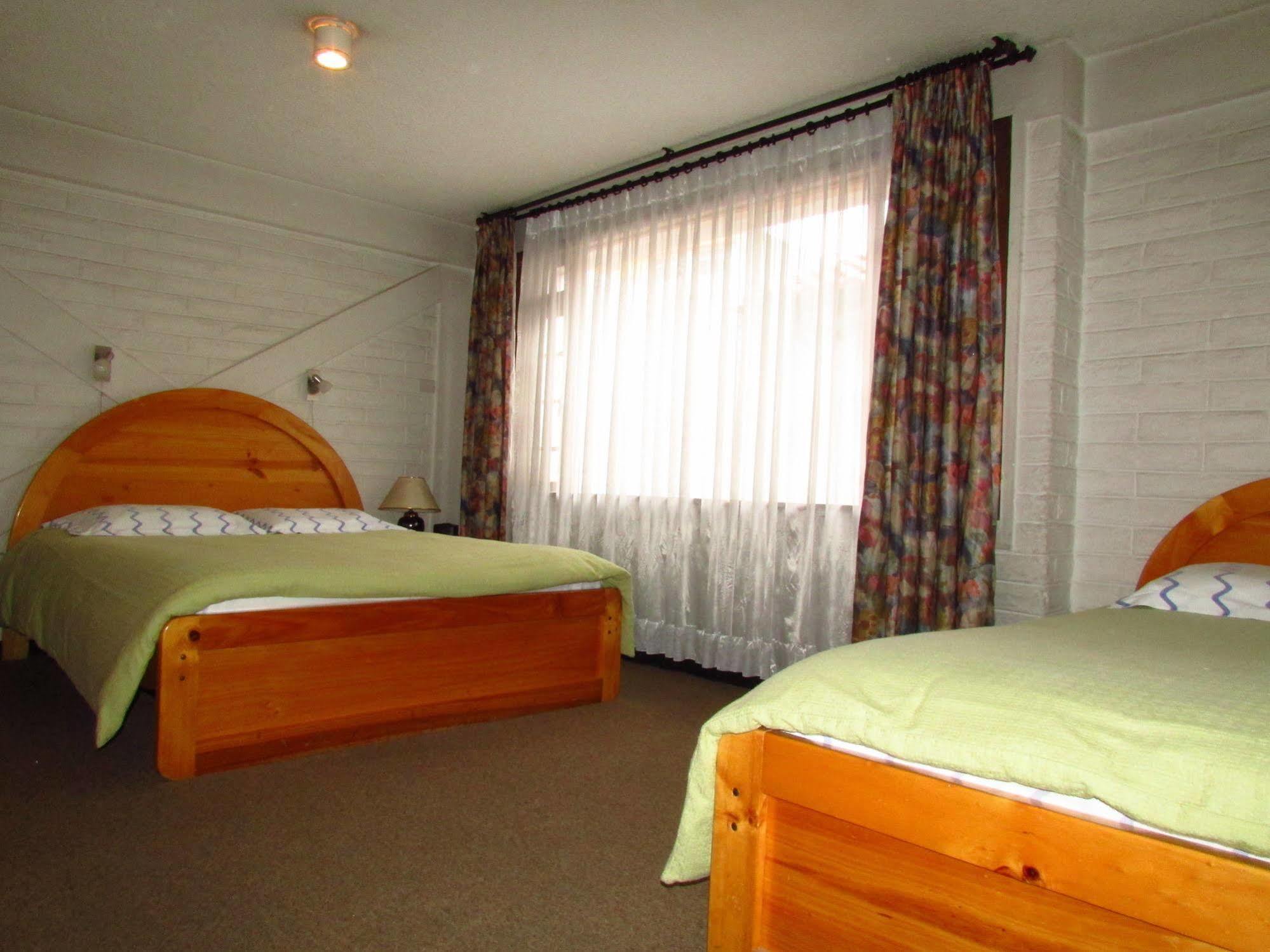 Apartamentos Los Quipus Кіто Екстер'єр фото